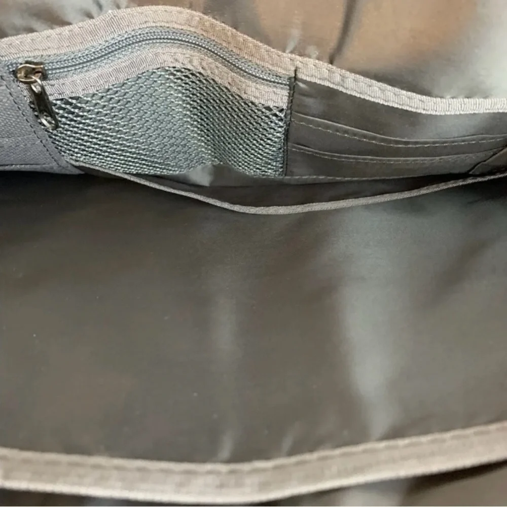 Dell Black Padded Laptop Bag with Top Handles and Structured Shape
